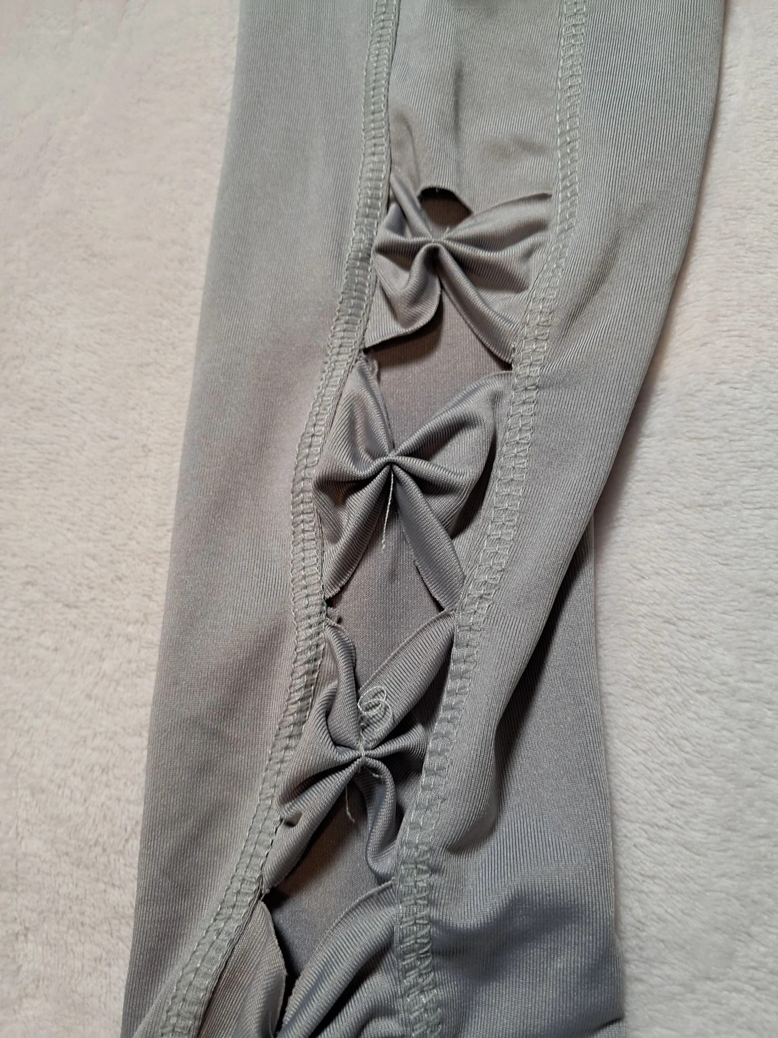 Leggings with small bows. Size S/M – photo 3